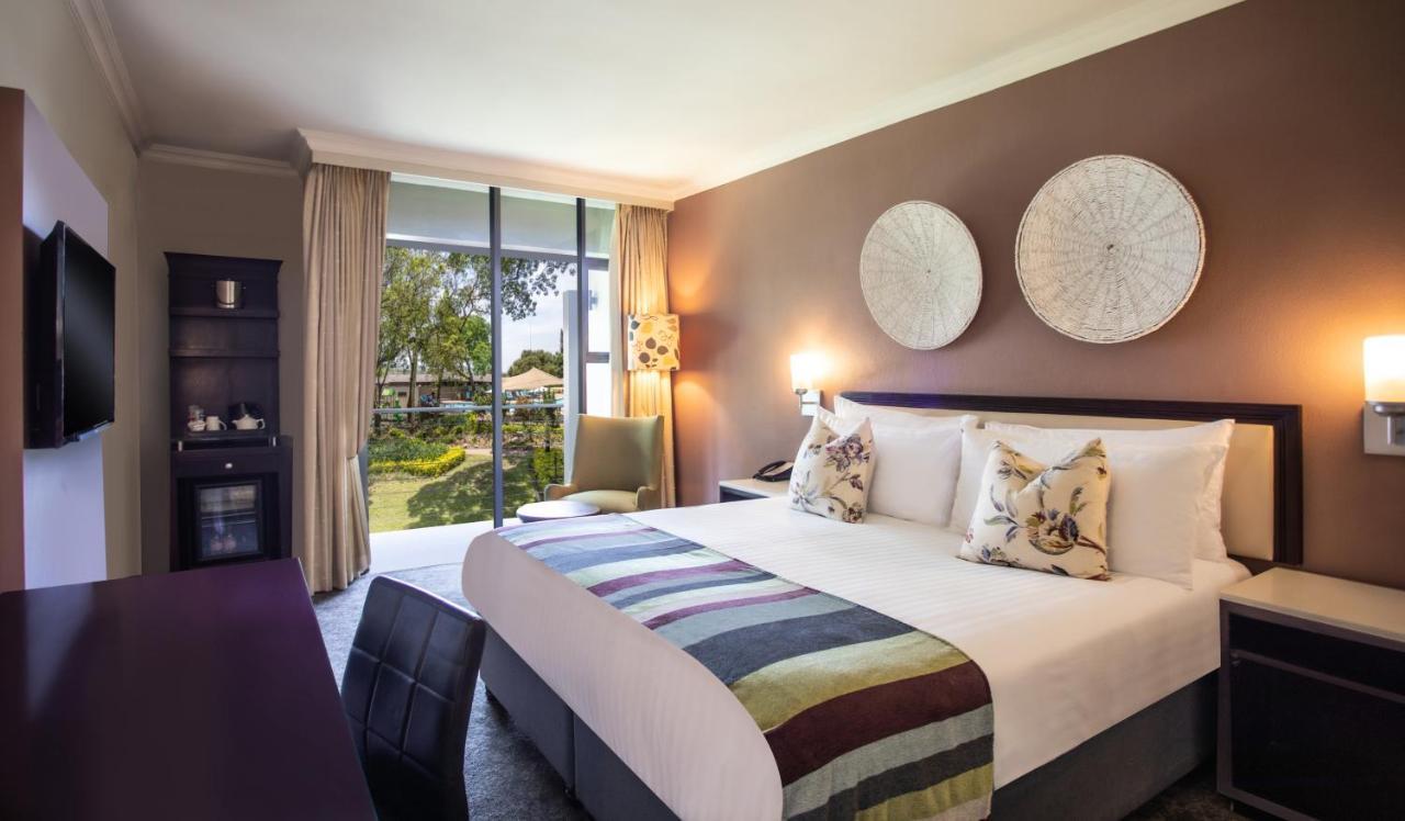 Sabi River Sun Resort Hazyview Bagian luar foto